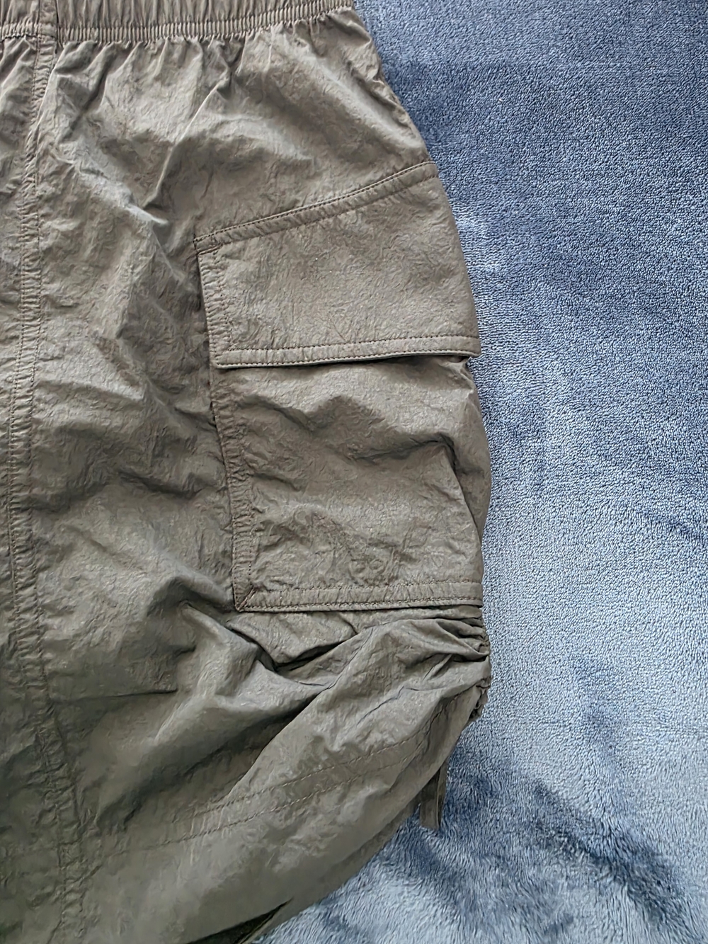 Lululemon Utility Cargo Drawstring Skirt in Black - Picture 5 of 9